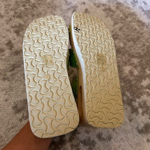 JEFFREY CAMPBELL Spiced Wood Wedge Sandals Lime Green - Picture 8 of 8